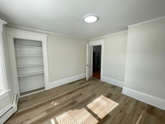 Building Photo - 193 W Mitchell St