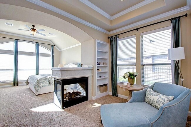 Building Photo - 10 Cayuga Pond Ct