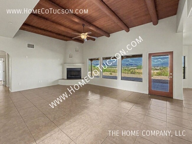 Building Photo - 5544 N Palo Verde Vista Pl