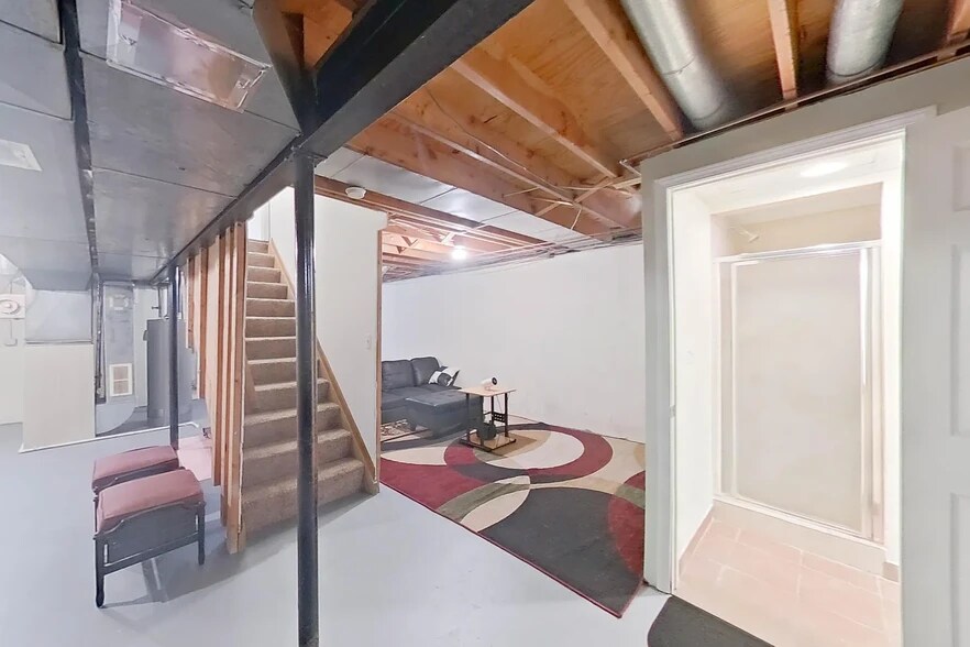 Building Photo - 1477 Fairfax Dr