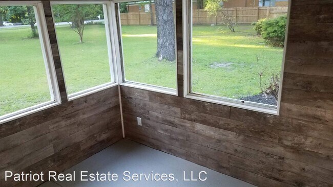 Building Photo - 3 br, 2 bath House - 1665 Rim Road
