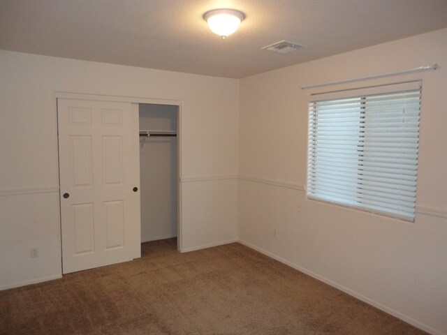 Building Photo - 782 E Christopher St