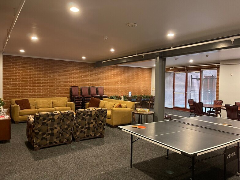 Riverport Community Room - 11 W 2nd St
