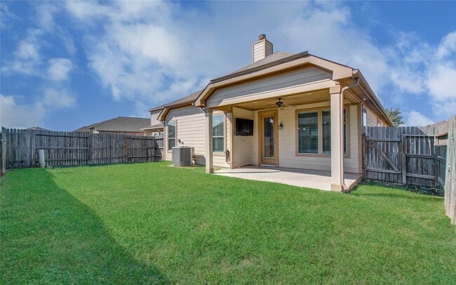 Building Photo - 18707 Naples Ridge Ct