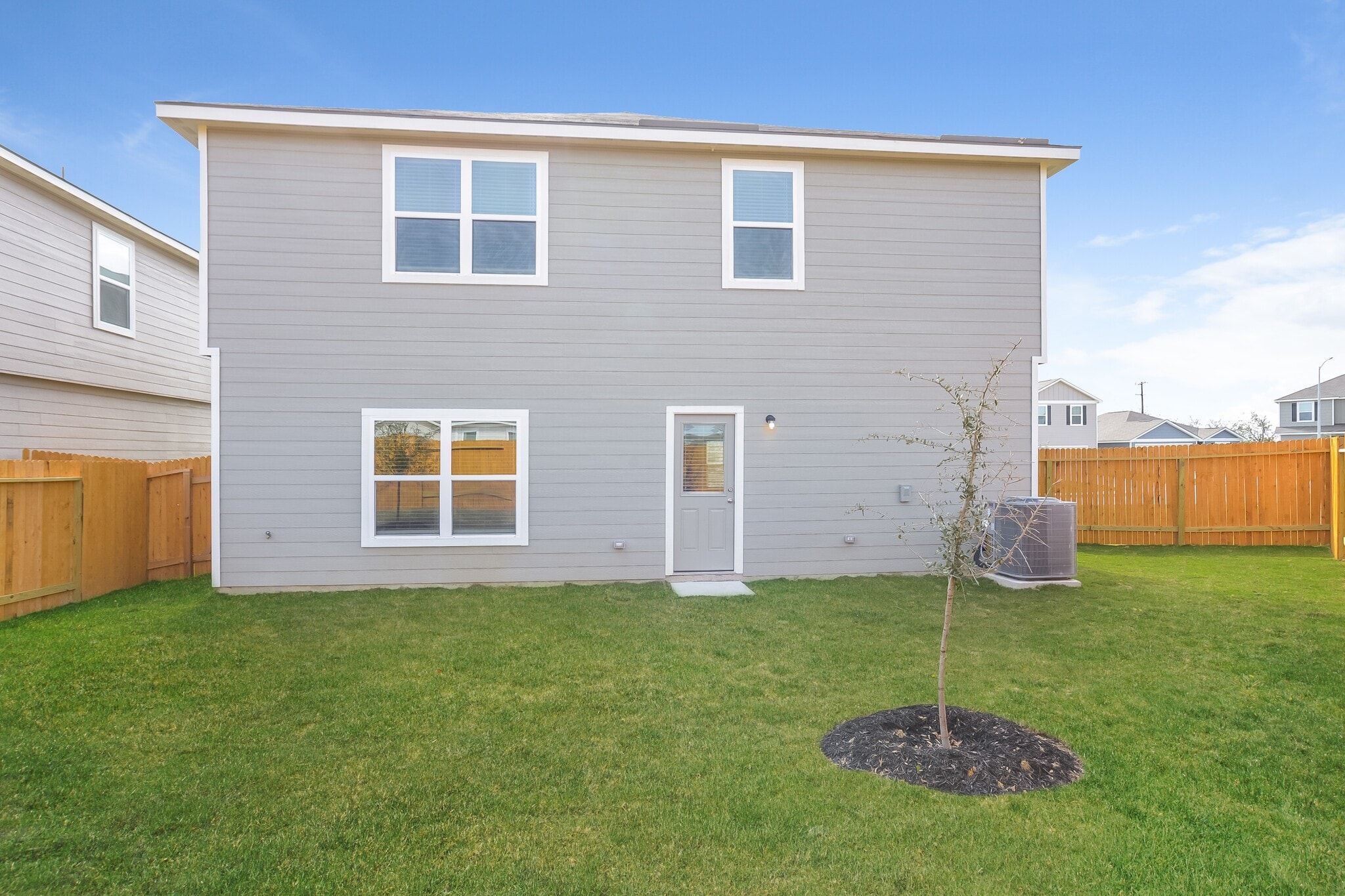 Building Photo - 12029 Claudette St