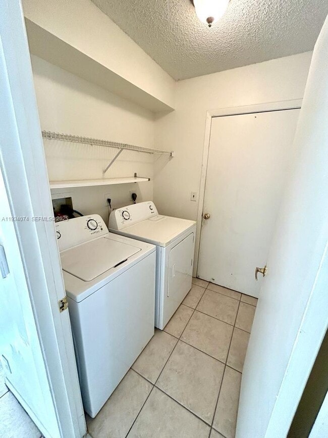 Building Photo - 4779 NW 5th Ct