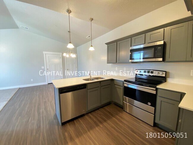 Building Photo - 3647 W 1530 N