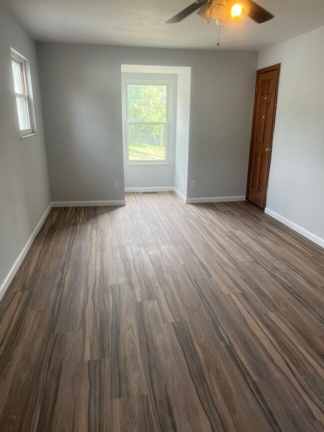 Building Photo - 1828 Marriott Ln