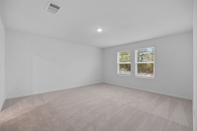 Building Photo - 612 Craven St