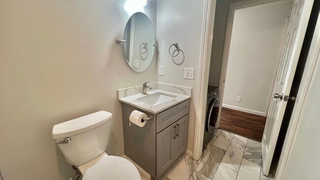 Building Photo - 696-694-29th