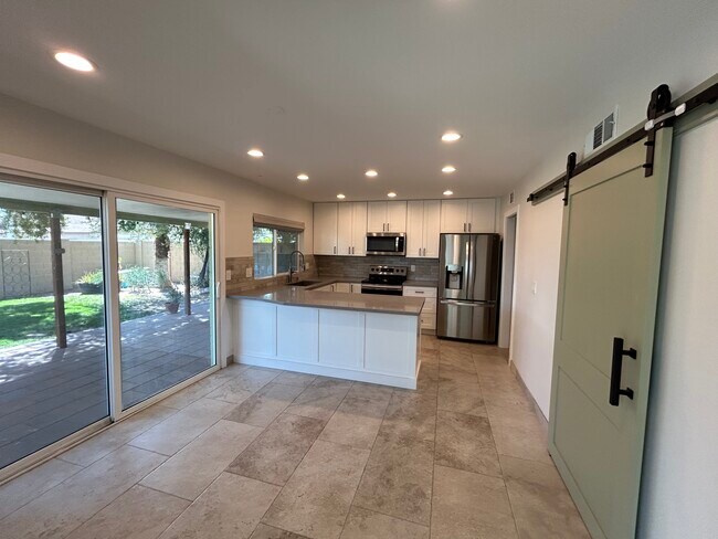 Dining Area / Kitchen - 2343 S Westwood