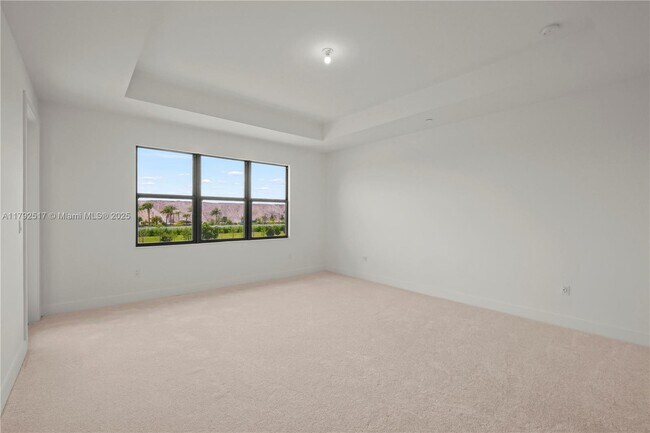 Building Photo - 12865 Wingspan Ct