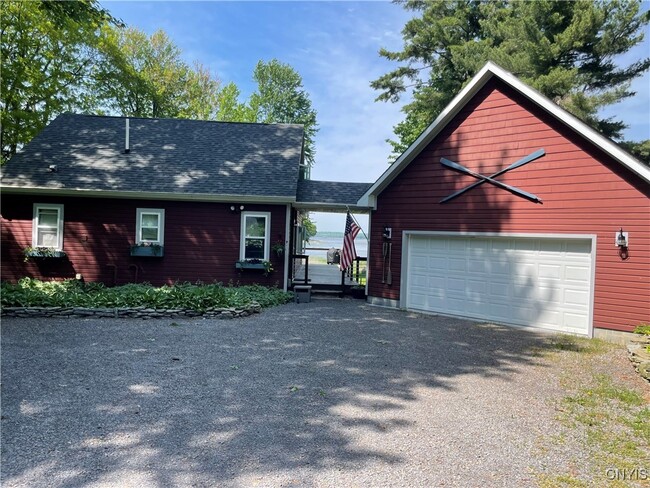 Primary Photo - 20734 Muskellunge Bay Ln