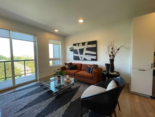 Building Photo - 2501 Troost Ave