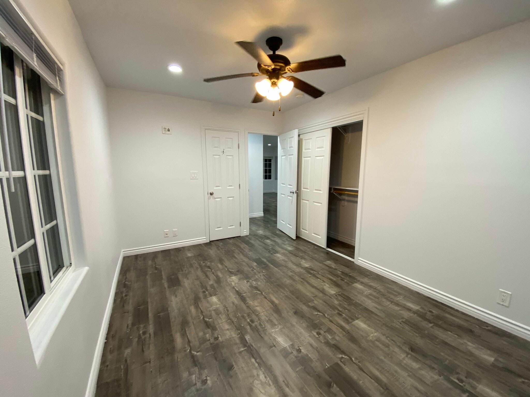 Building Photo - 2002 18th St