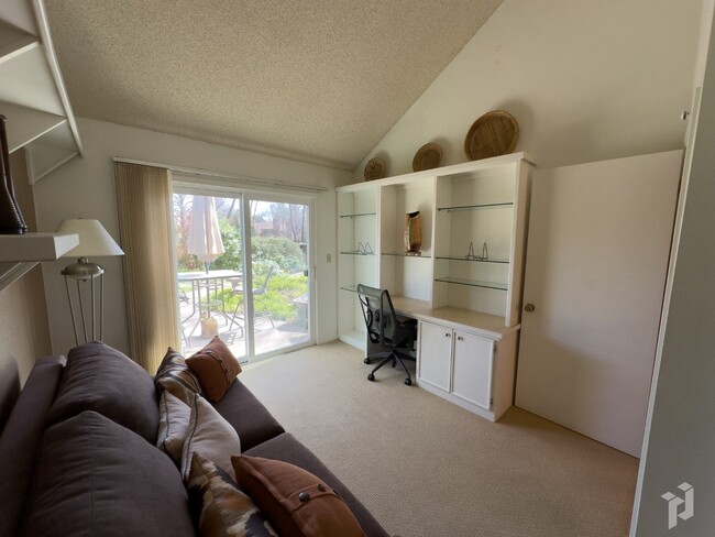 Building Photo - Beautiful Cal Park Rental Property!