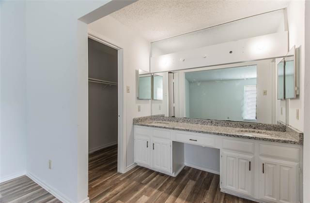 Building Photo - 12617 Hornbeam Dr