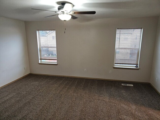 Building Photo - 14906 99th Way Southeast