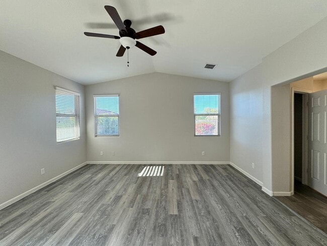 Building Photo - 2308 E Dust Devil Dr