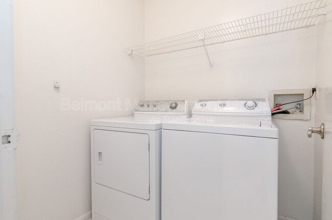 Building Photo - 642 Dory Ln