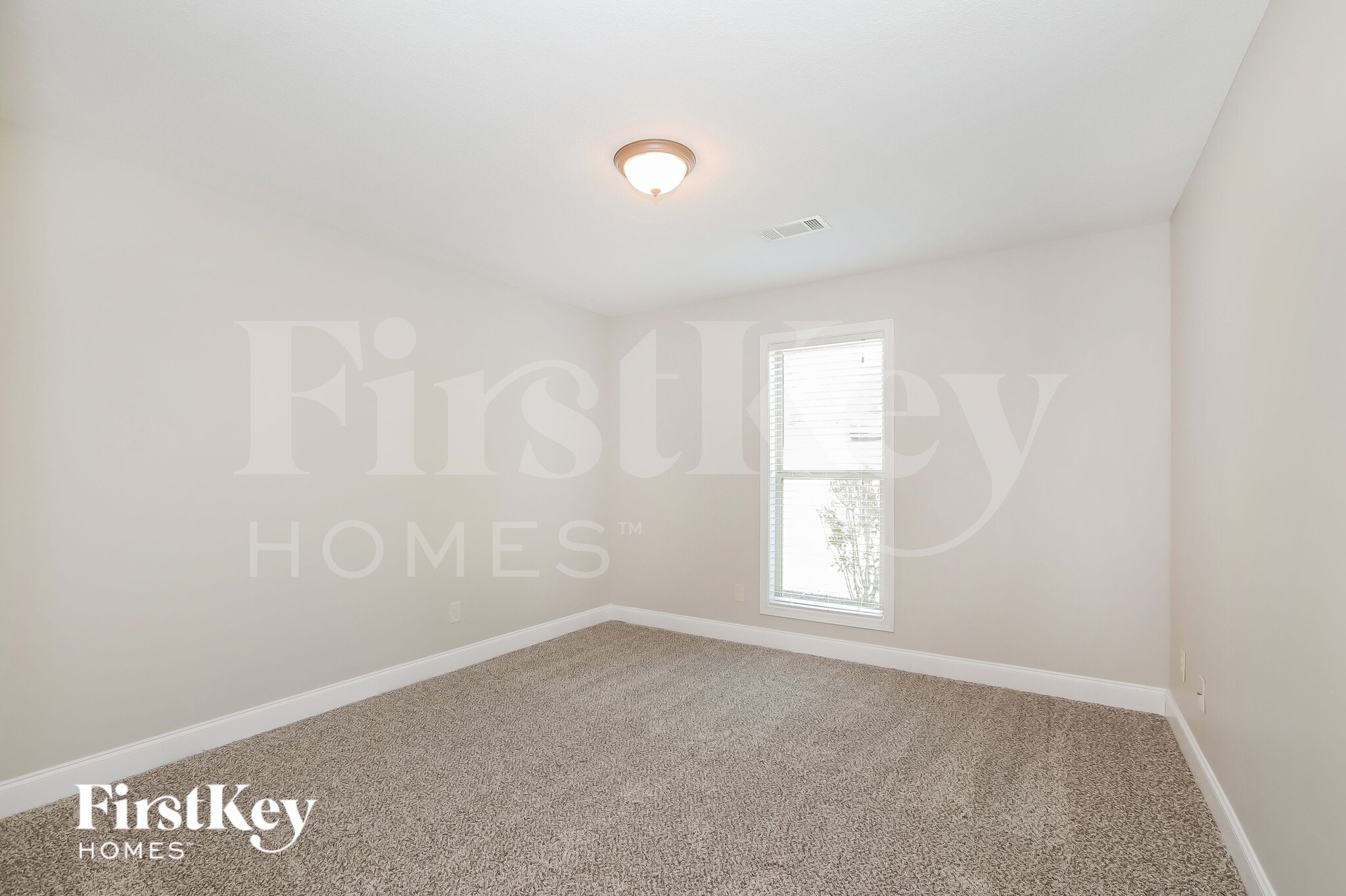 Building Photo - 1537 Cedar Creek Dr