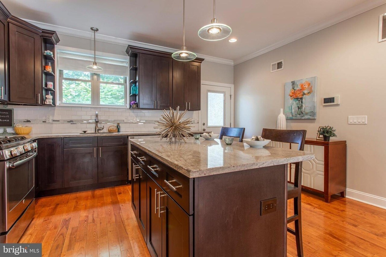 open kitchen - 1333 S Cleveland St