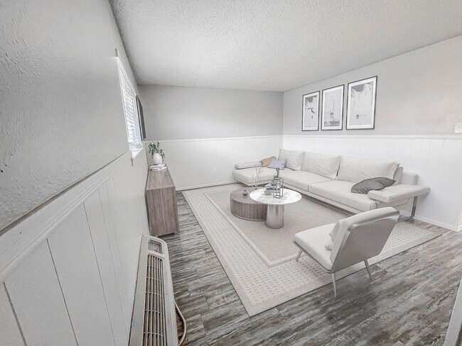 Building Photo - Remodeled units AVAILABLE NOW! Leasing fast!!!