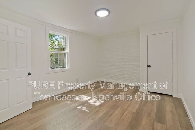 Building Photo - 1127 N 5th St