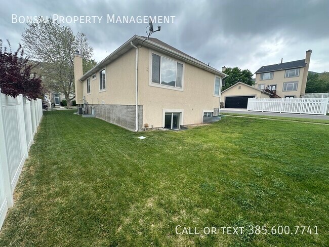 Building Photo - 14152 Senior Band Rd