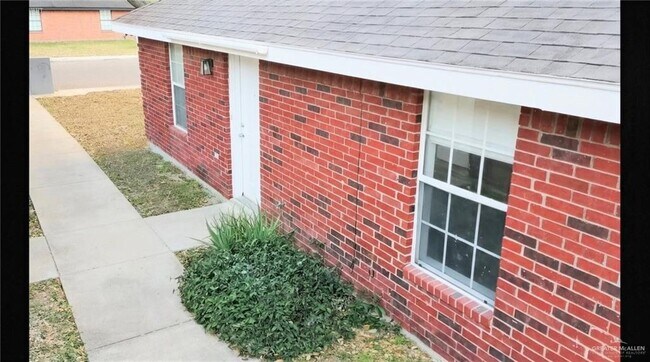 Building Photo - 9 Villa Linda Ave