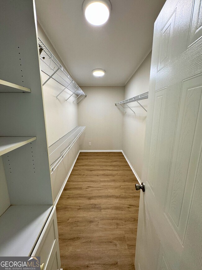 Building Photo - 2554 Harrietts Bluff Rd