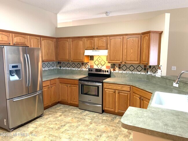 Building Photo - 2840 Spotted Eagle Dr