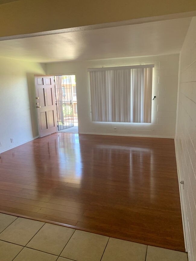 Primary Photo - Affordable 1 Bedroom Condo In Central Las ...