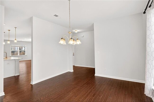 Building Photo - 5377 Fountainhead Ln