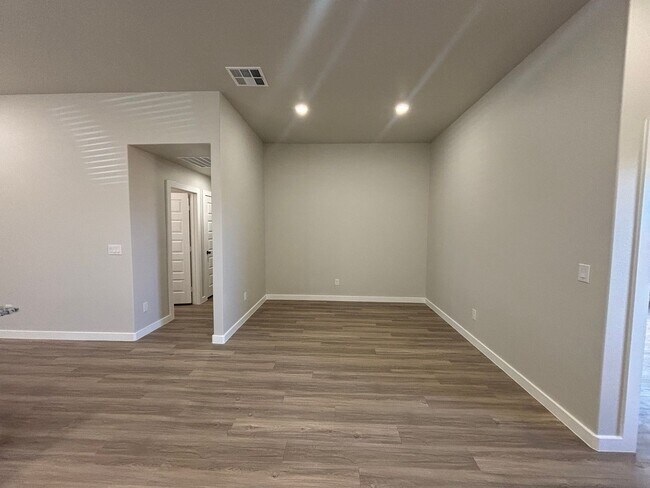 Building Photo - Available NOW!!!!