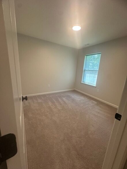 Upstairs Bedroom 2 - 3381 Arbor Gardens Ct