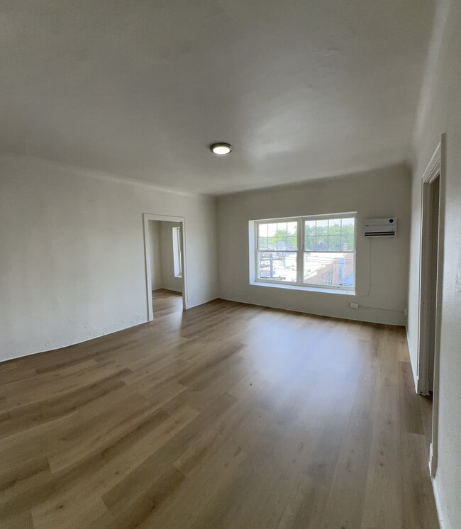 Building Photo - 3302 Kenilworth Ave