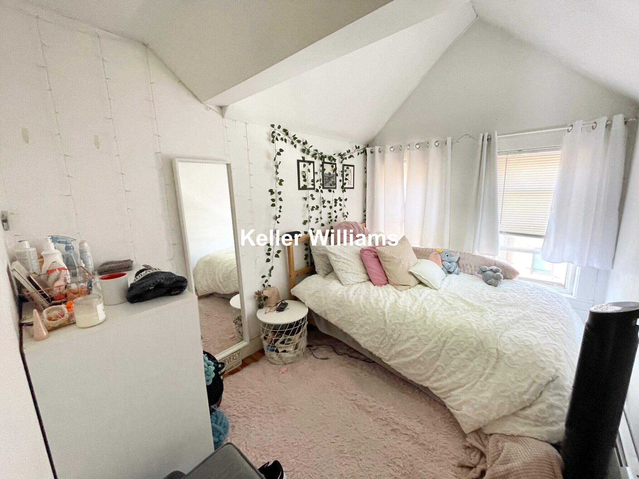 Building Photo - 76 Parker Hill Ave