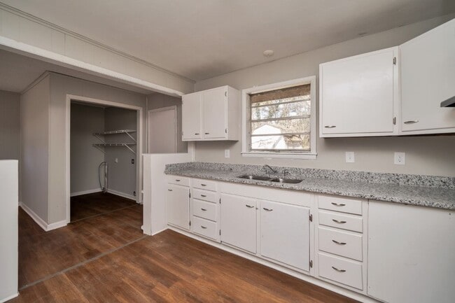 Building Photo - Limited-Time Promo! Get $500 OFF Your First Month's Rent!