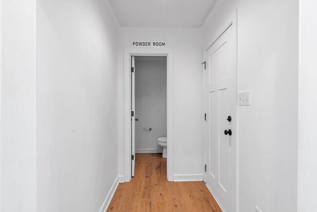 Building Photo - 105 Kenan Lp