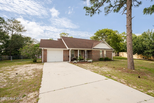 Primary Photo - 316 Raye Dr