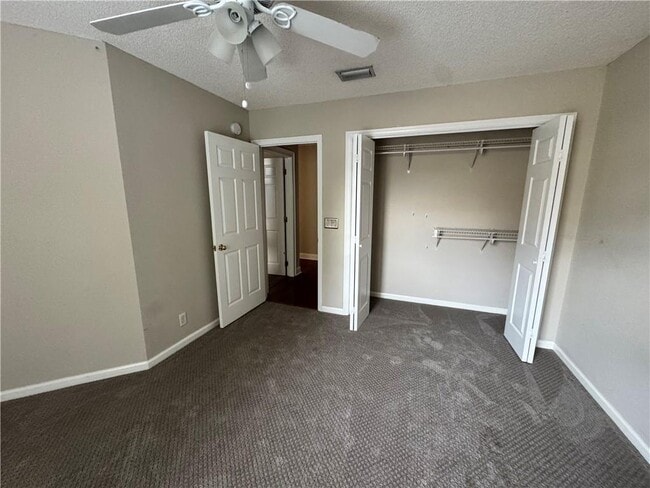 Building Photo - 183 Wood Crest Cir