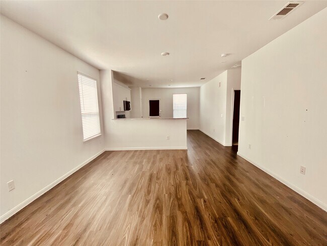 Building Photo - 11750 Armadale Dr