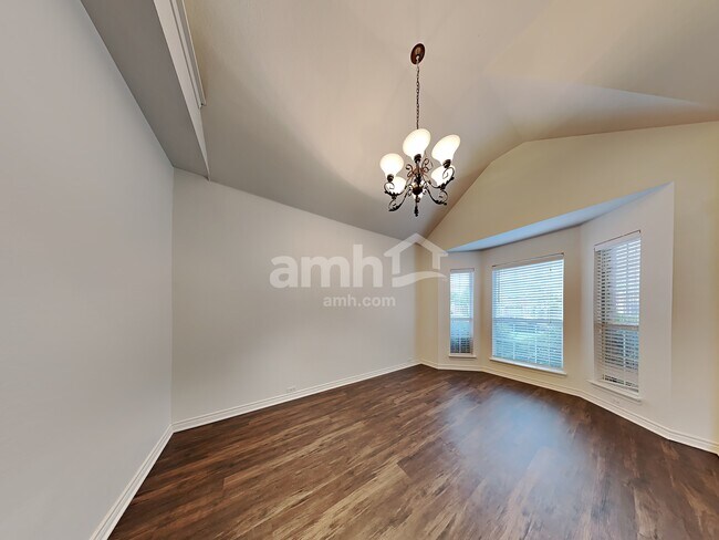 Building Photo - 1406 Monte Carlo Dr