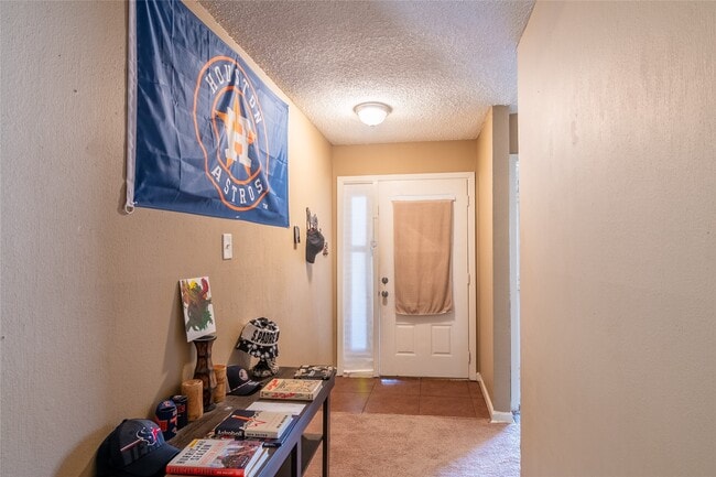 Building Photo - 3034 Deer Valley Dr