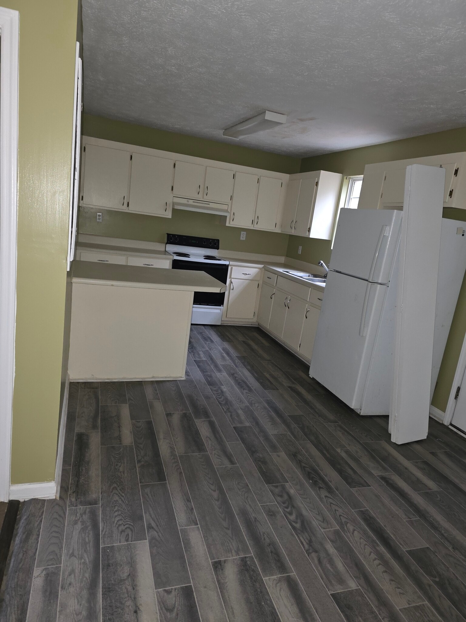 Building Photo - 705 Colleton St