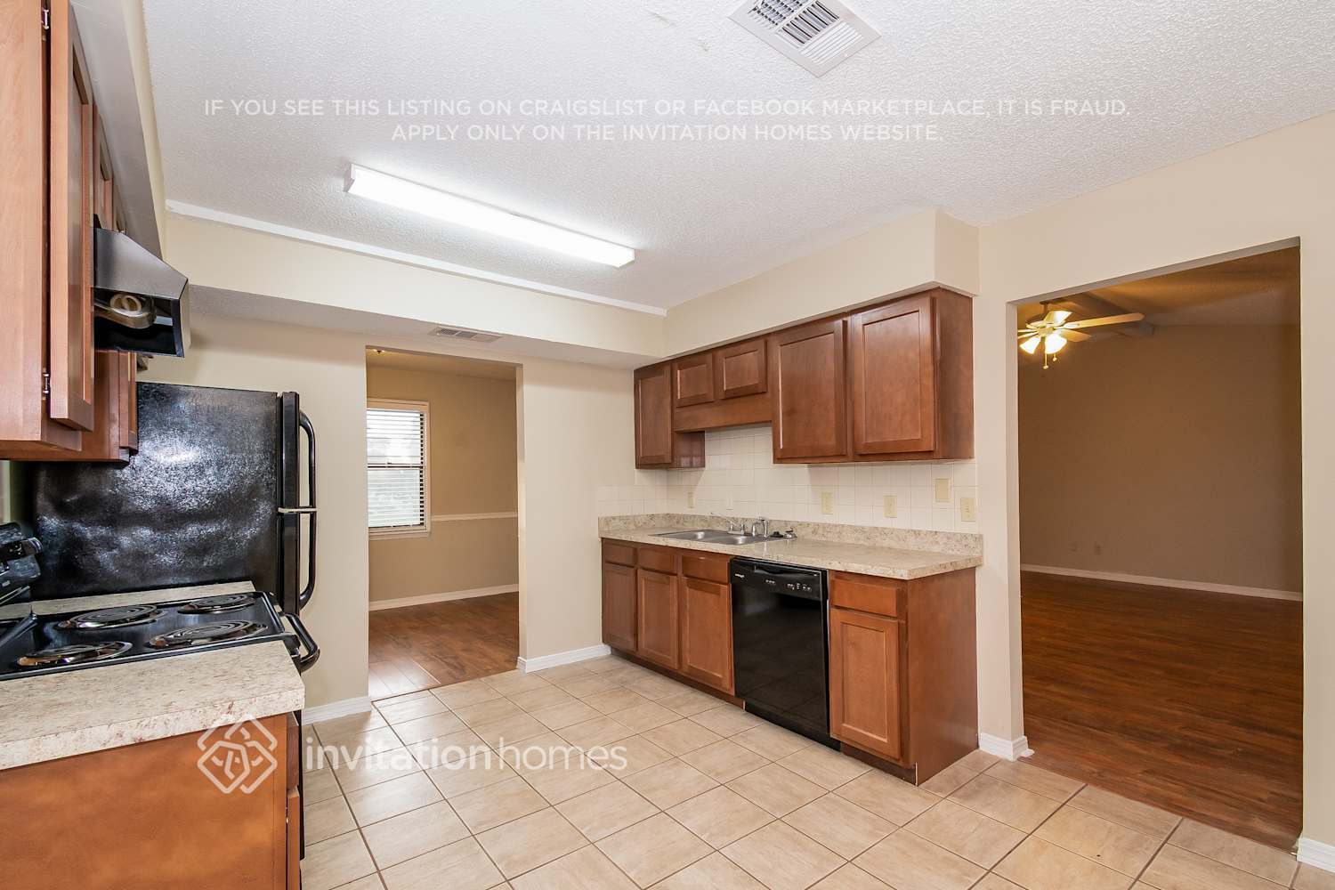 Building Photo - 4123 Dawnridge Rd E