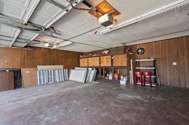 Building Photo - 2423 37th St