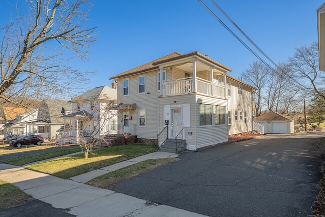Primary Photo - 29 Sherman St