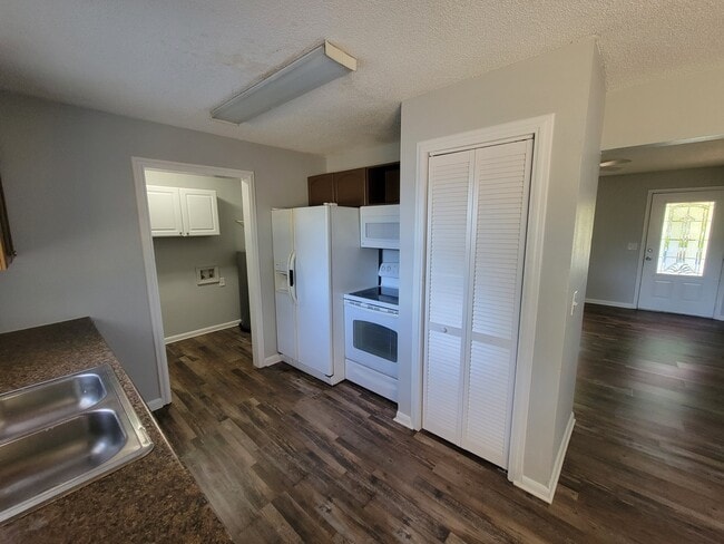 Building Photo - 8386 64th Ave